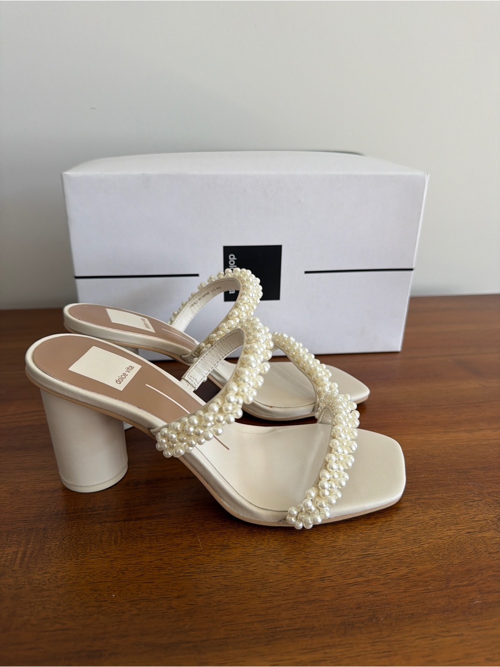 Dolce Vita pearl beige block heel sandals - Picture 3 of 4